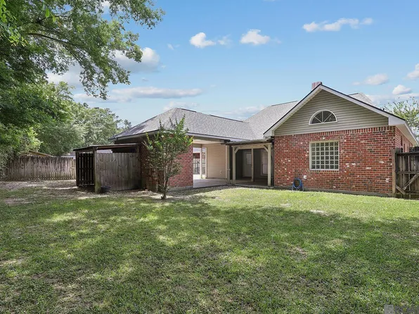 34898 Saint Regis Ct, Denham Springs, LA 70706
