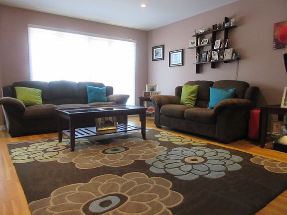 2nd image of 100 E Passaic Ave #3