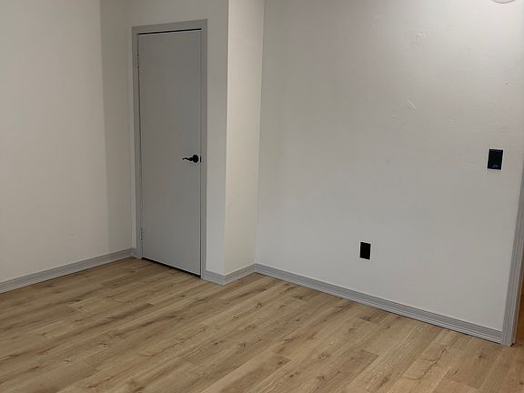 3rd image of 220 Main St #5