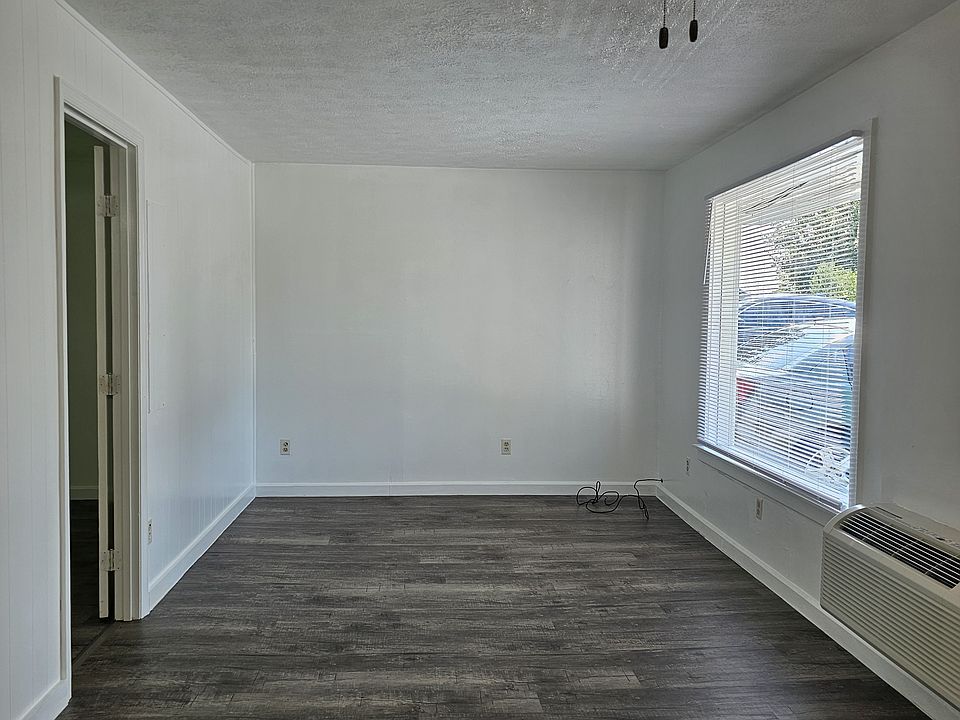 1st image of 180 Maxey Flat Rd #6