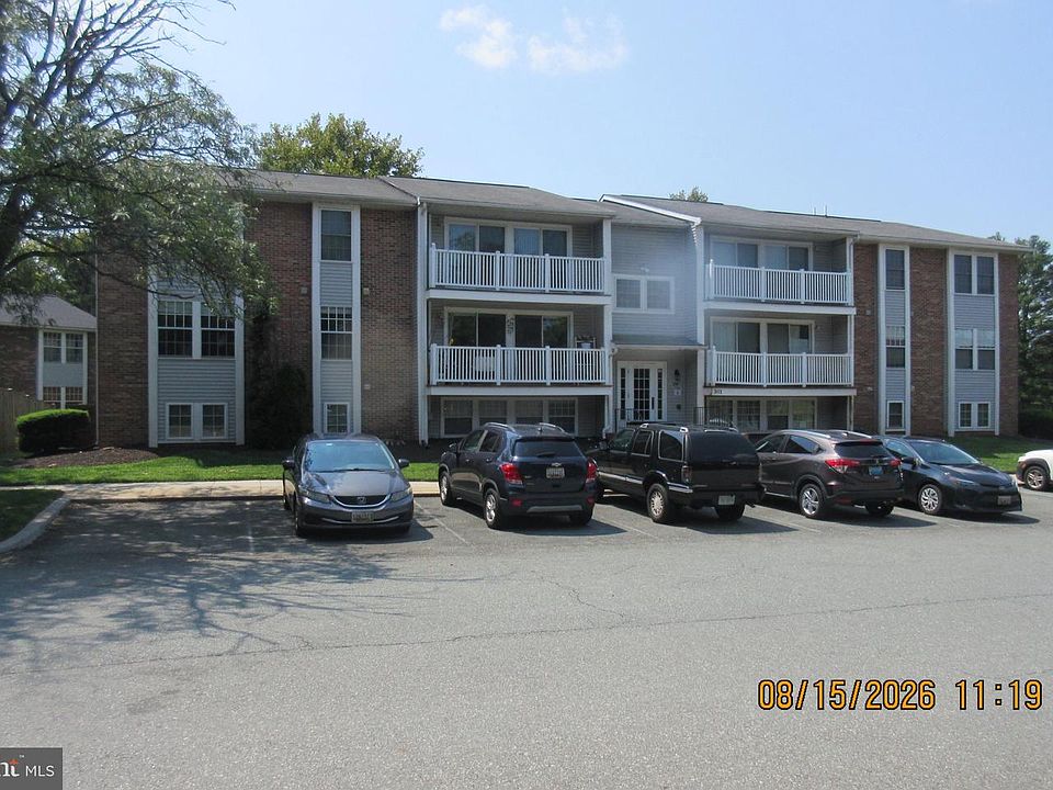1st image of 301 Palmspring Dr APT 7