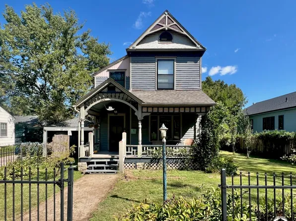 808 Mississippi St, Lawrence, KS 66044