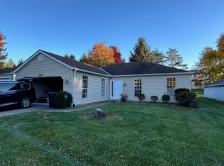 17753 Drake Rd, Strongsville, OH 44136