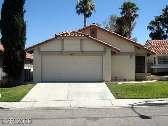 2nd image of 753 Whispering Palms Dr