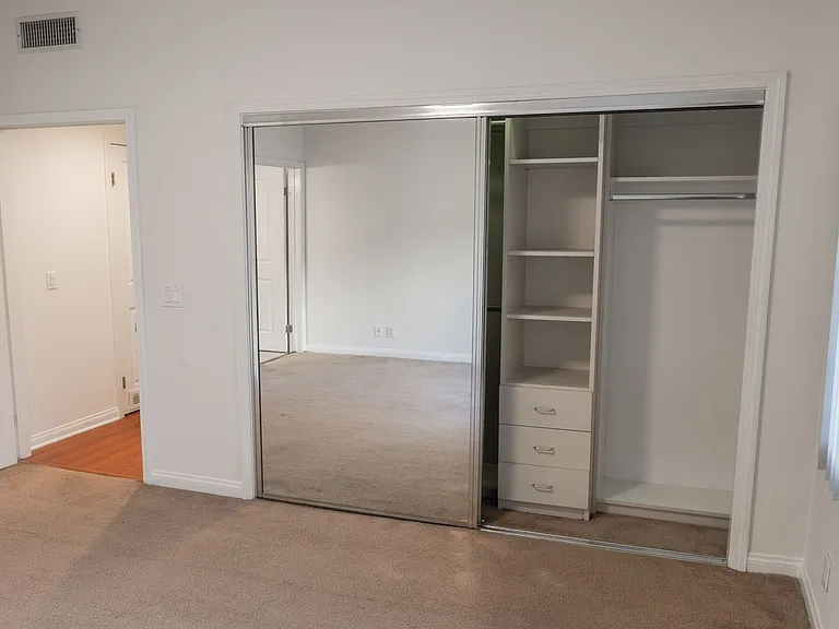 1731 Corinth Ave — Photo 14