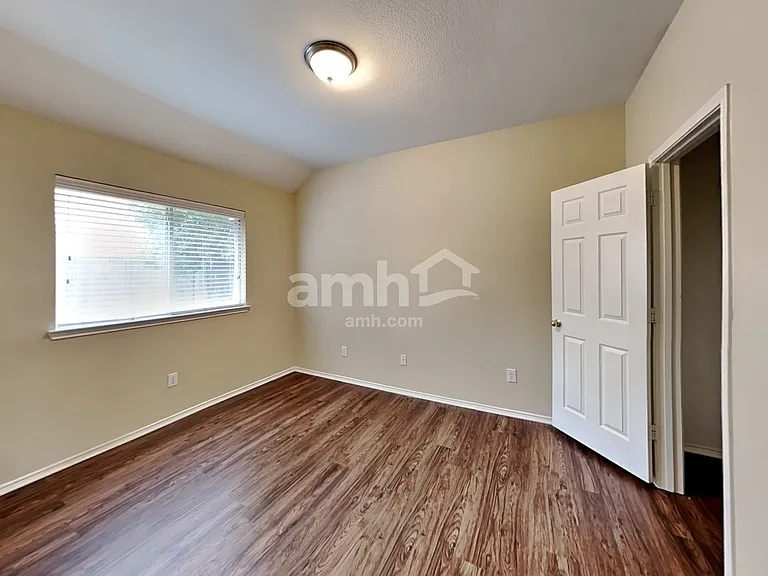 4308 Rebecca Ct — Photo 20