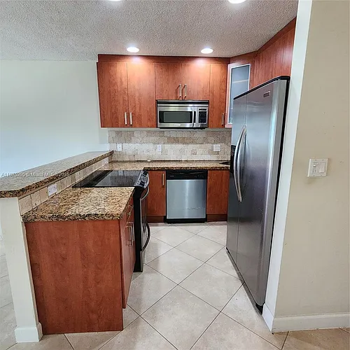 2170 NE 51st Ct #C3 Photo 1
