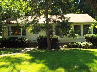 380 Douglas Rd, Batavia, IL 60510