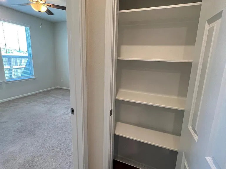 4410 Rushing Ridge Ct — Photo 20