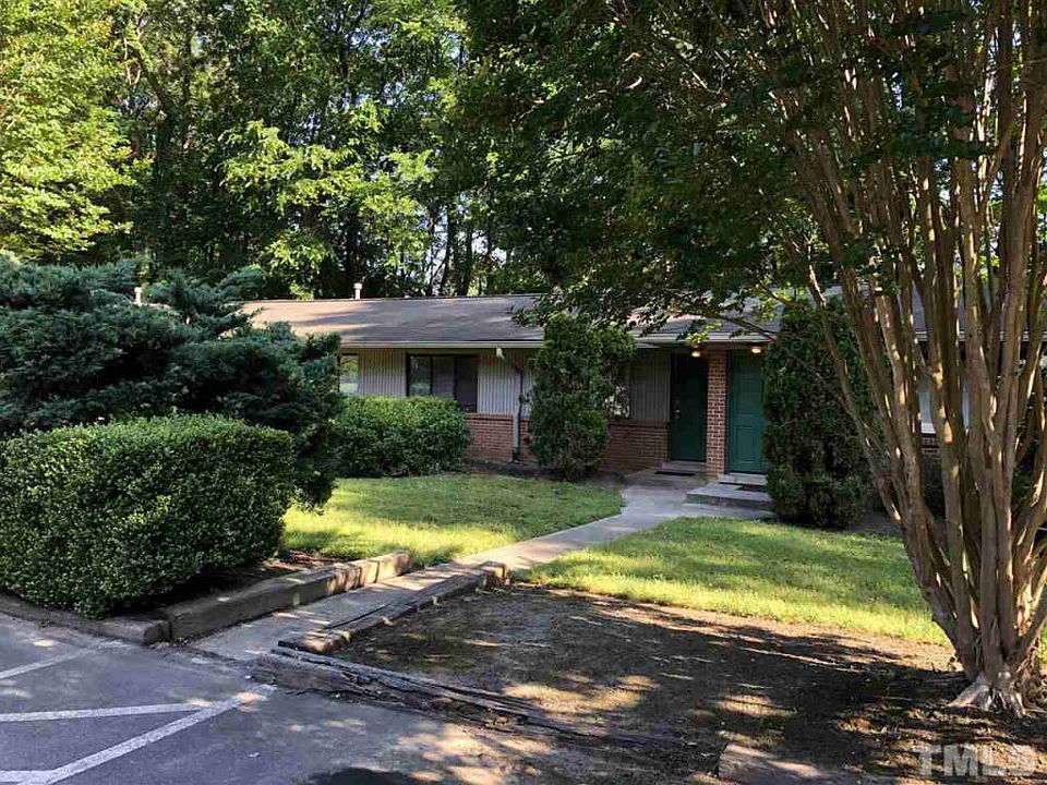 1st image of 15 Shepherd Ln #15