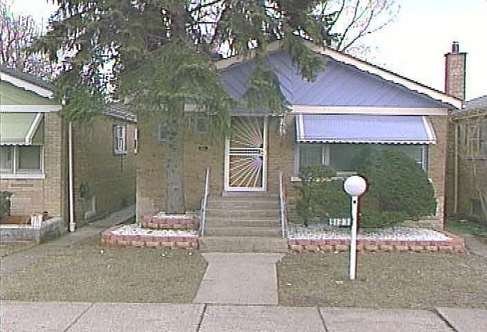 9137 S. Union Ave. 60620  Lake