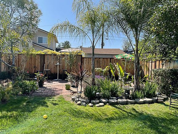 5th image of 4321 Faraday Dr