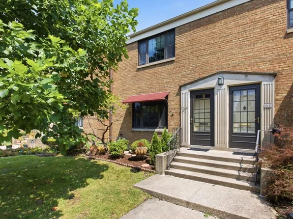 167 Fellows Ct #167, Elmhurst, IL 60126