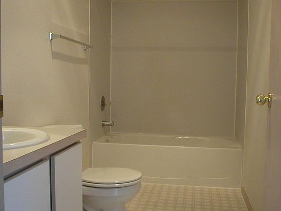 5th image of 12549 28th Ave NE APT 401