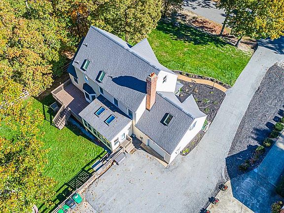 4th image of 4400 Briarwick Dr