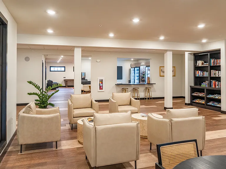 1400 Path Pl — Photo 27