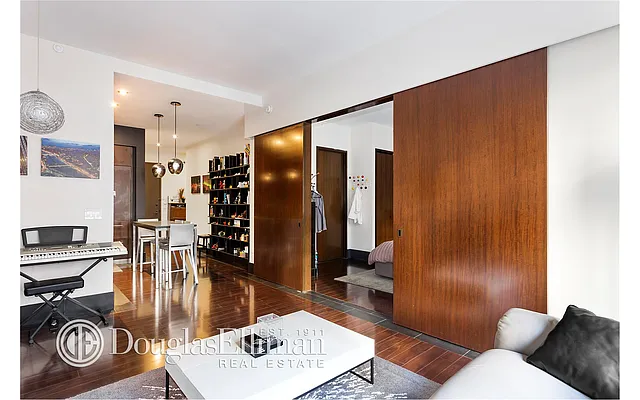 Rented by Douglas Elliman | media 14