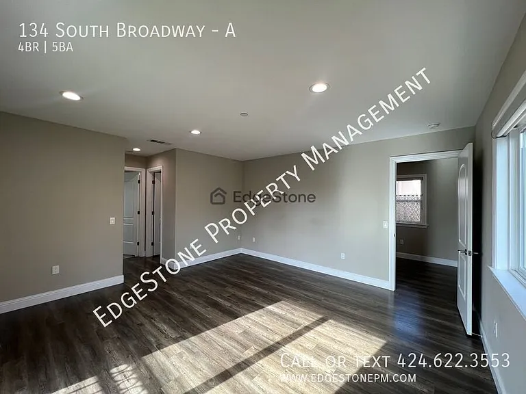134 S Broadway #A — Photo 12