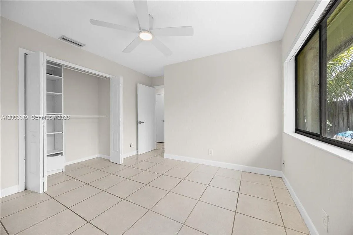 4 bed, 1900 sqft, $5,000 — Photo 3