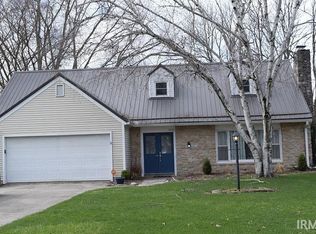 3826 Turf Ln, Fort Wayne, IN 46804