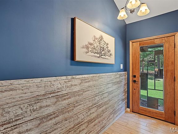 5th image of 4 Wolf Trail Ct
