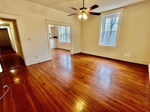 5th image of 230 E 40th St #D1