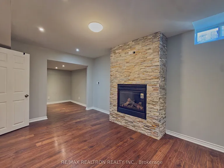 125 Decourcy Ireland Cir #BASEMENT — Photo 10