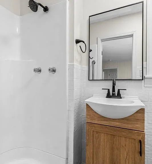 1226 Twin Oak Dr — Photo 16