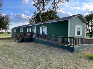 155 County Road 2645, Moore, TX 78057