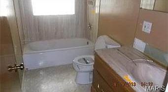 5th image of 9621 Griffin Dr