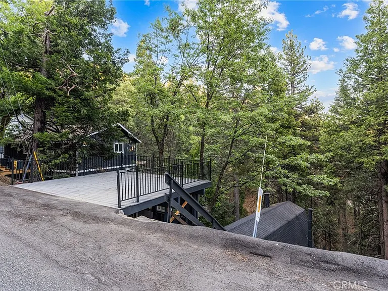 2371 Spring Oak Dr — Photo 9