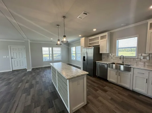 30 Secluded Ranch Bend Plan, Rockrose Ranch