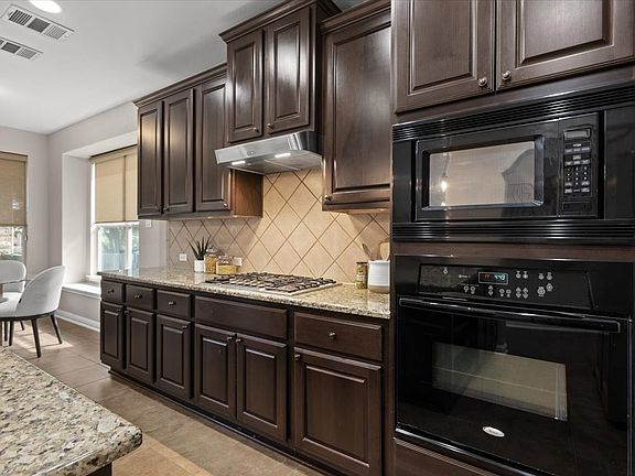 3rd image of 344 Atlanta Park Dr