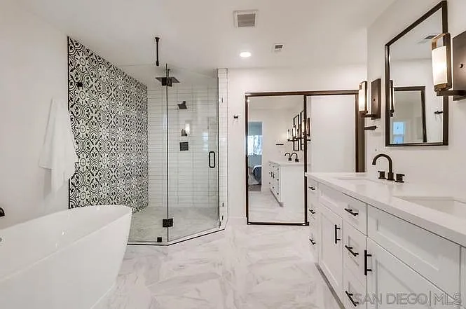 4612 Janet Pl — Photo 6