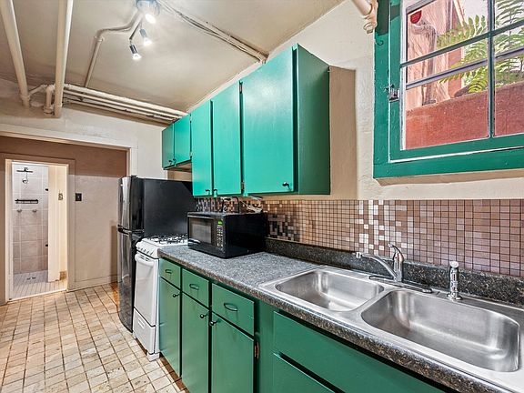 5th image of 1410 N Gilpin St APT 7