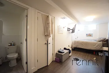 Rented by Rennit Inc.