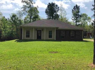 3210 Country Club Rd, Forest, MS 39074