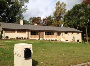 1067 Cantering Rd, High Point, NC 27262