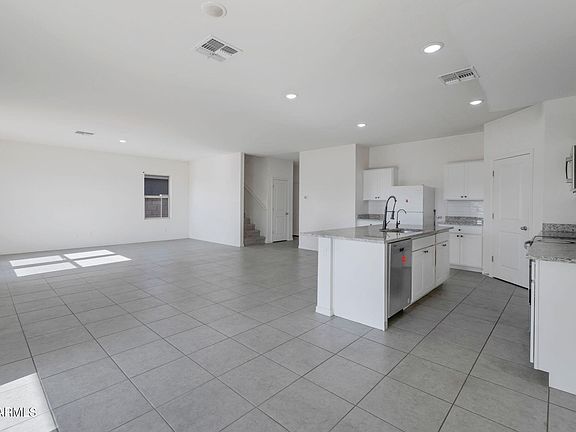5th image of 36025 W SANTA CLARA Avenue
