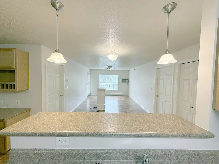 Maple Creek Apartments Living 2 bed 2 bath 1250 Living