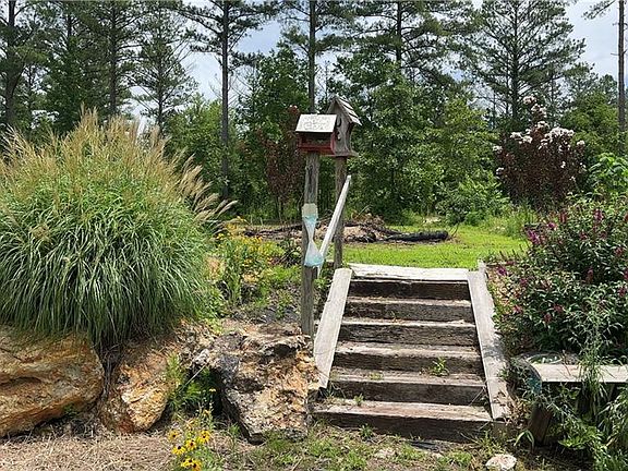 2nd image of 3713 Chulio Rd SE