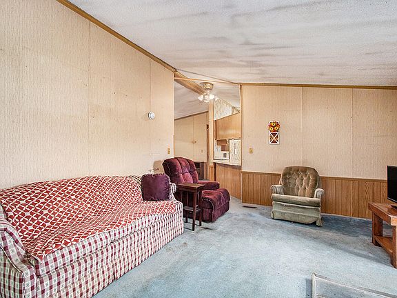 5th image of 6727 Youngren Rd