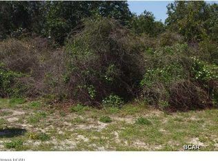 306 Mill Creek Dr, Southport, FL 32409