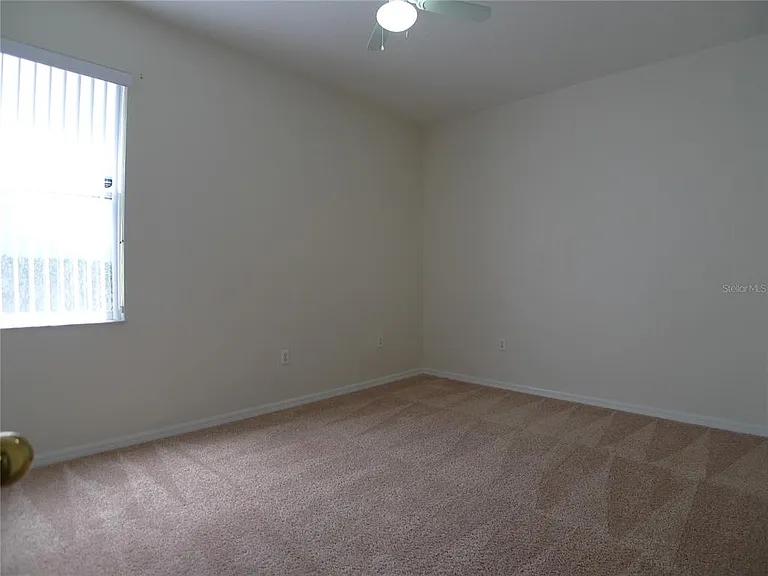 6829 Lake Eaglebrooke Dr — Photo 16