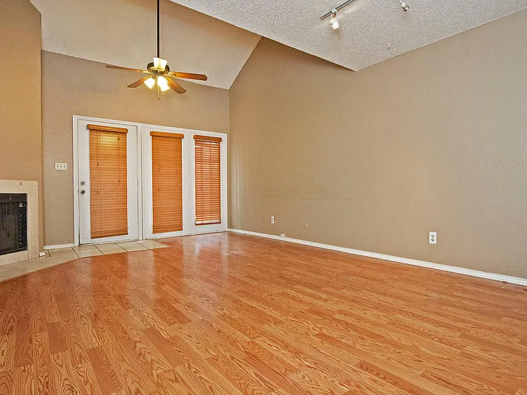 13211 Emily Rd #1203 — Photo 15