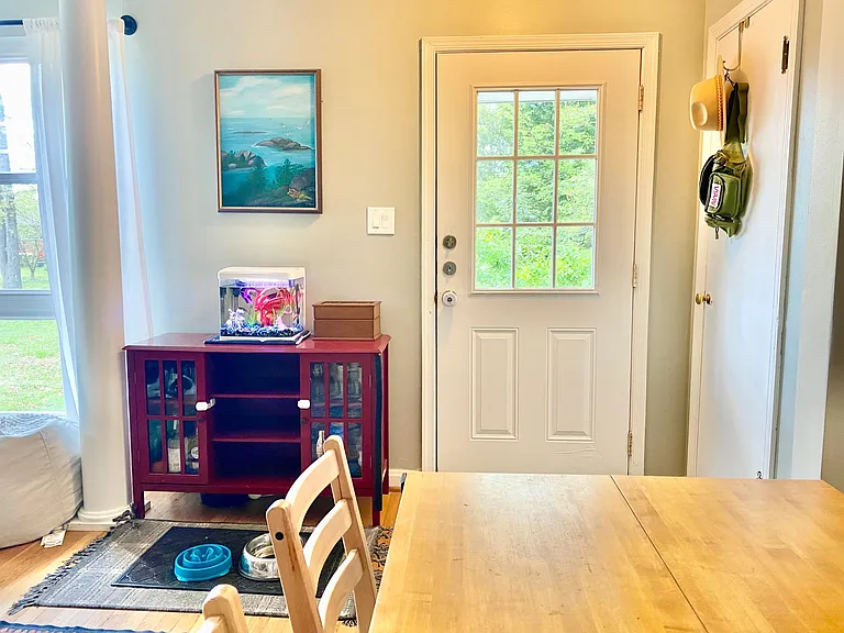 7131 Constantine Ave — Photo 4