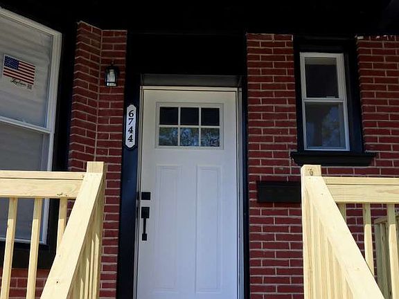 2nd image of 6744 S Bishop St