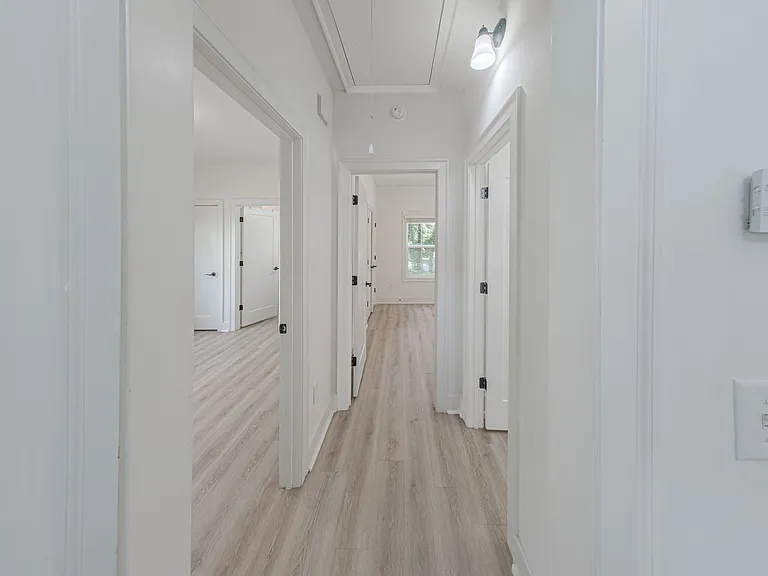 2400 Lowe St NW #B — Photo 8