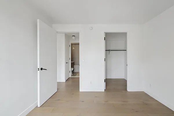 Rented by Compass | media 11