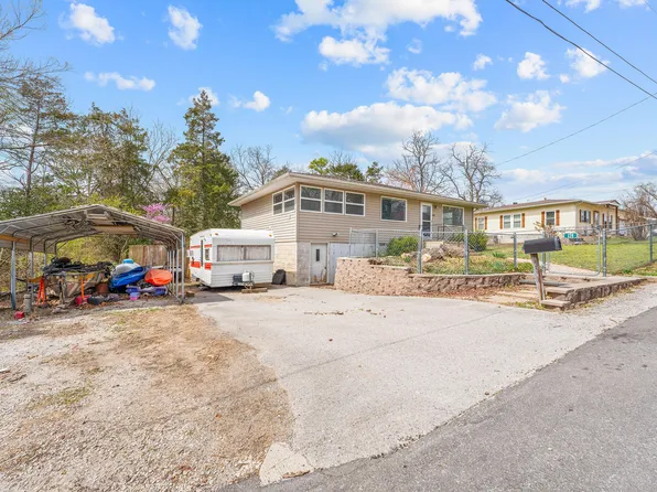 174 Kays Lane, Hollister, MO 65672